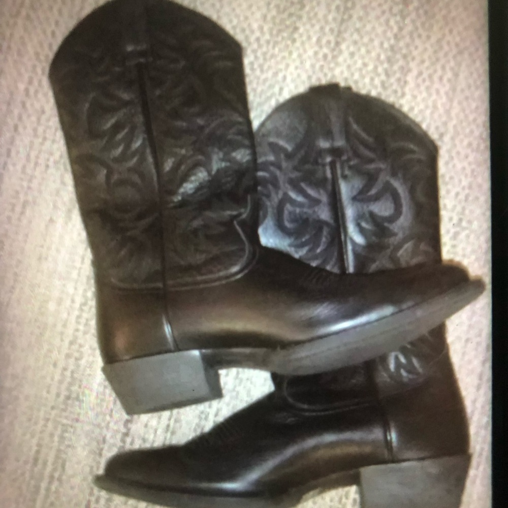 Men ARIAT Boots size 10.5